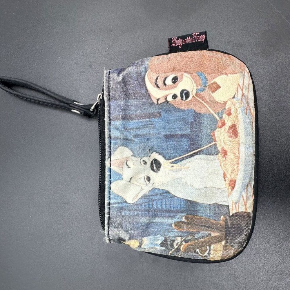 Disney Lady and the Tramp Wristlet Wallet Spaghetti Scene Zip Pouch Coin Purse